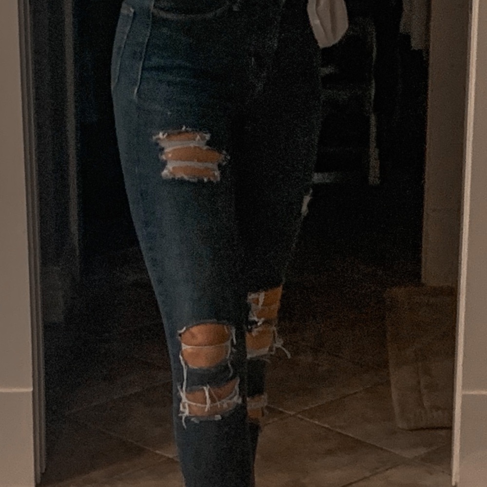 Ripped Skinny Jeans